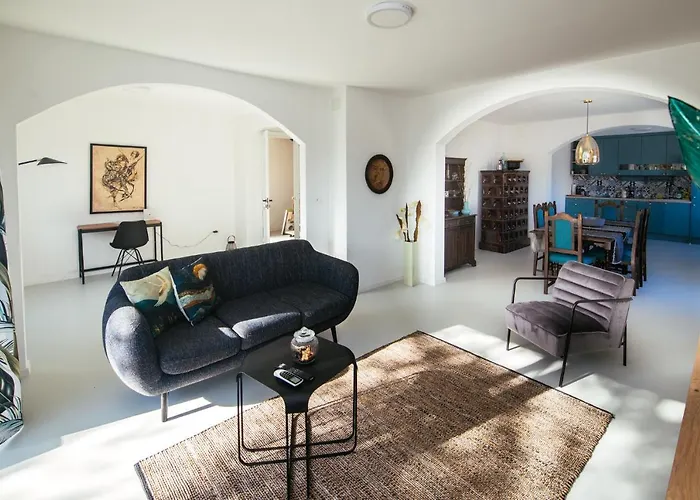 Unica * 비오그라드나모루